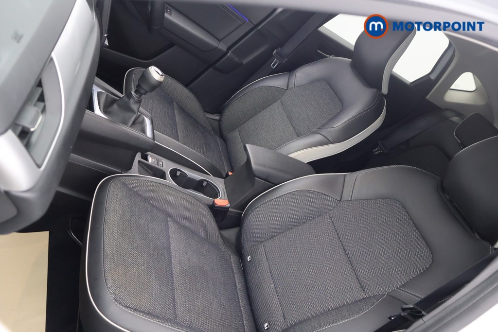 Renault Captur Techno Manual Petrol SUV - Stock Number (1595511) - 30th supplementary image