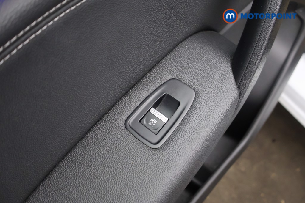 Renault Captur Techno Manual Petrol SUV - Stock Number (1595511) - 31st supplementary image