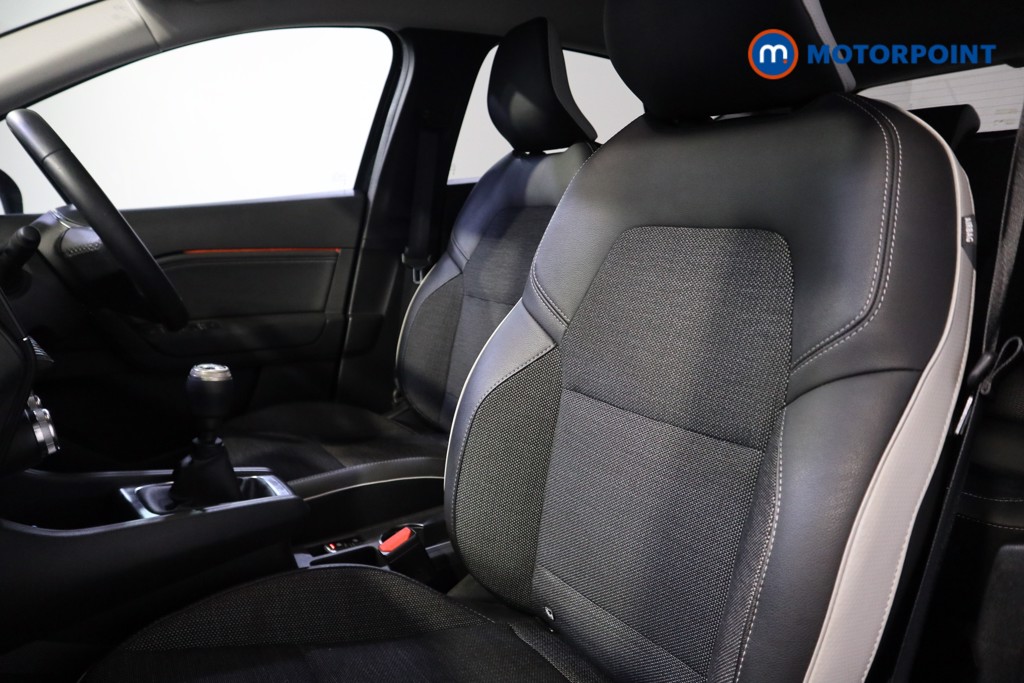 Renault Captur Techno Manual Petrol SUV - Stock Number (1595517) - 9th supplementary image