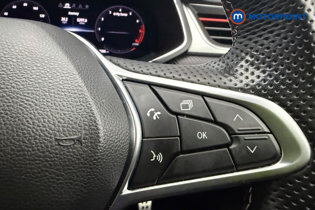 Renault Captur R.S. Line Manual Petrol SUV - Stock Number (1595613) - 15th supplementary image