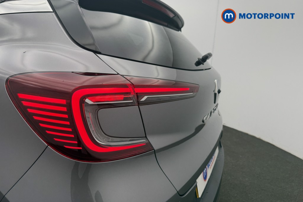 Renault Captur R.S. Line Manual Petrol SUV - Stock Number (1595613) - 27th supplementary image