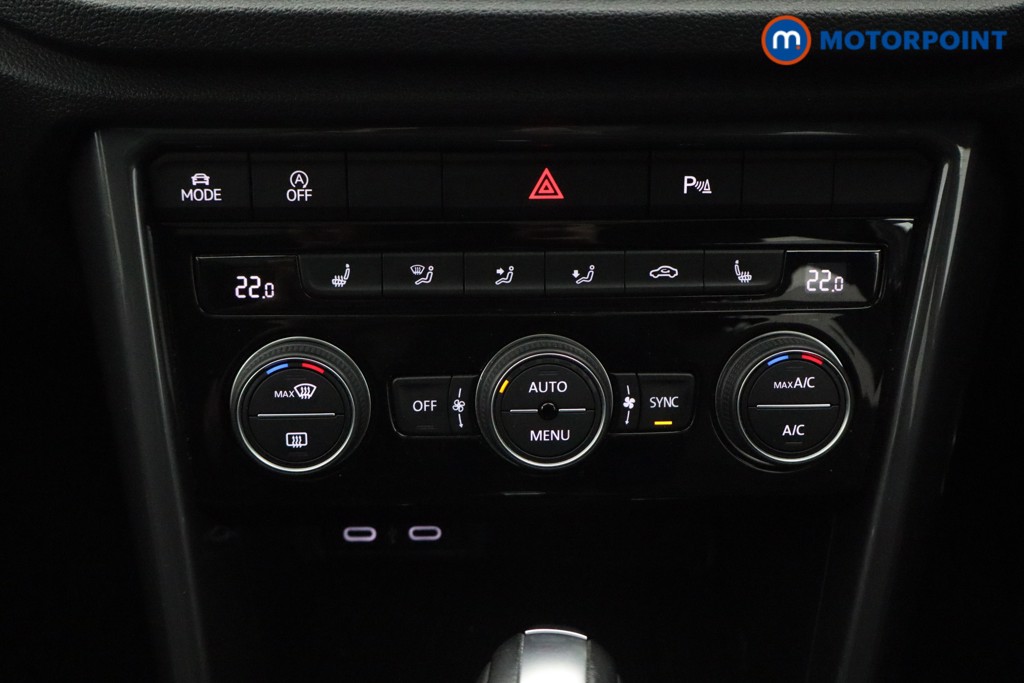 Volkswagen T-Roc R-Line Automatic Petrol SUV - Stock Number (1595803) - 3rd supplementary image