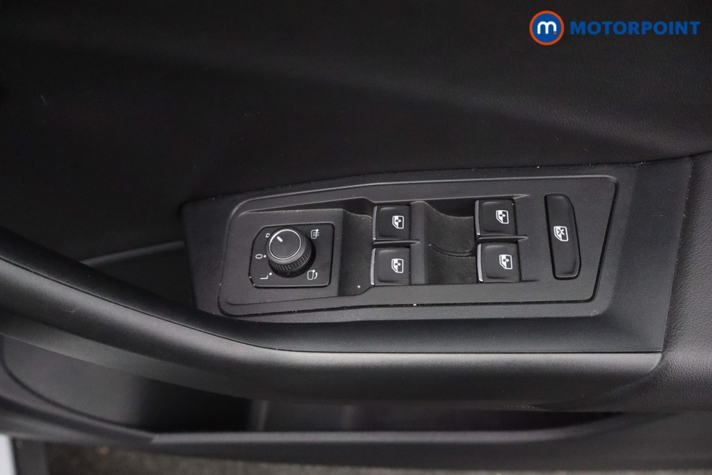 Volkswagen T-Roc R-Line Automatic Petrol SUV - Stock Number (1595803) - 21st supplementary image