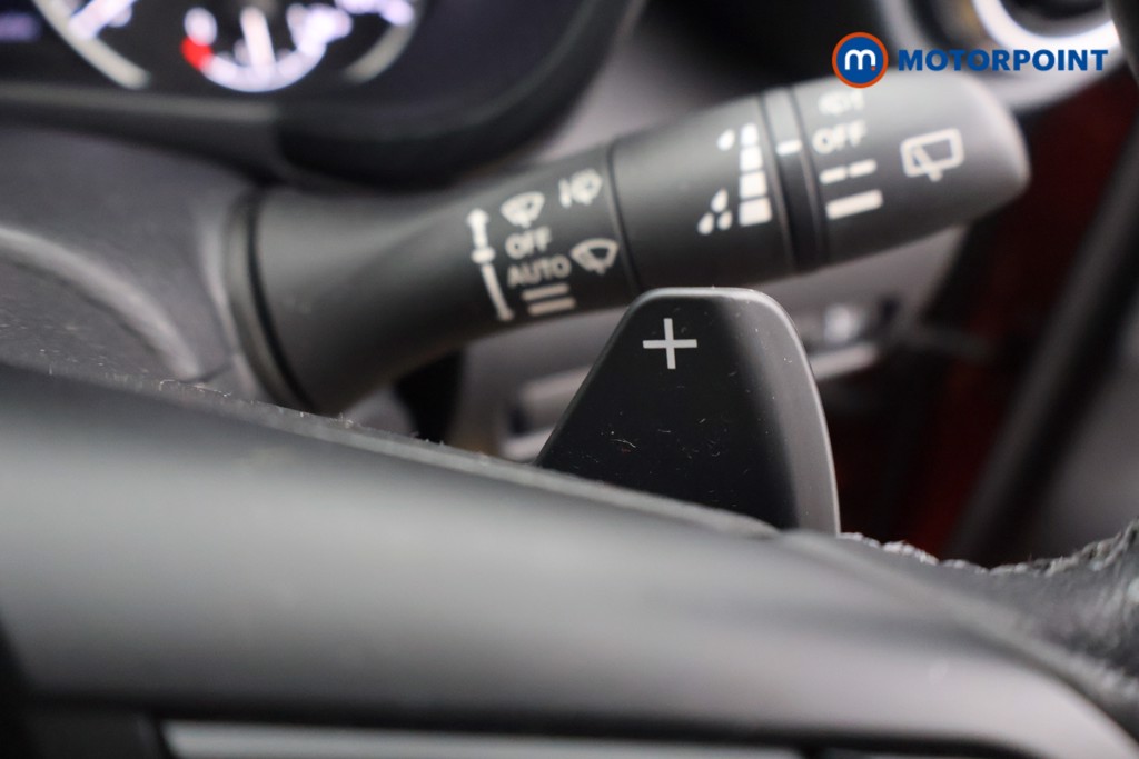 Nissan Juke N-Connecta Automatic Petrol SUV - Stock Number (1596419) - 5th supplementary image