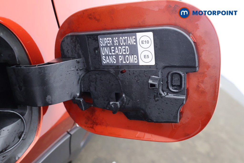 Nissan Juke N-Connecta Automatic Petrol SUV - Stock Number (1596419) - 26th supplementary image