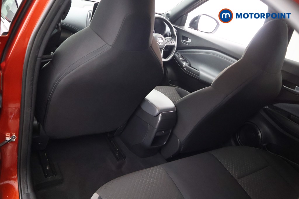 Nissan Juke N-Connecta Automatic Petrol SUV - Stock Number (1596419) - 28th supplementary image