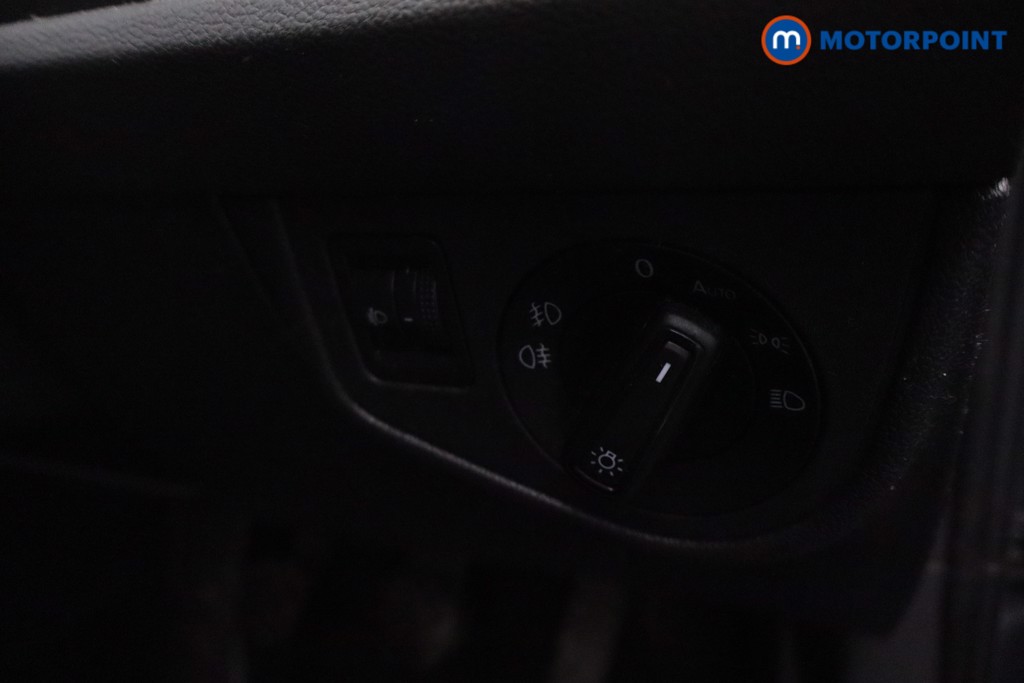 Volkswagen Polo Match Manual Petrol Hatchback - Stock Number (1596470) - 13th supplementary image