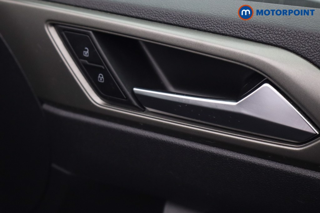 Volkswagen Polo Match Manual Petrol Hatchback - Stock Number (1596470) - 18th supplementary image