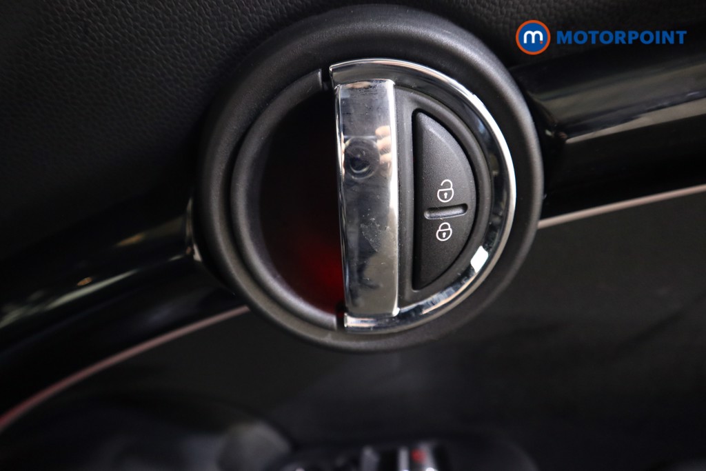 Mini Hatchback Cooper S Level 2 Automatic Electric Hatchback - Stock Number (1596618) - 9th supplementary image