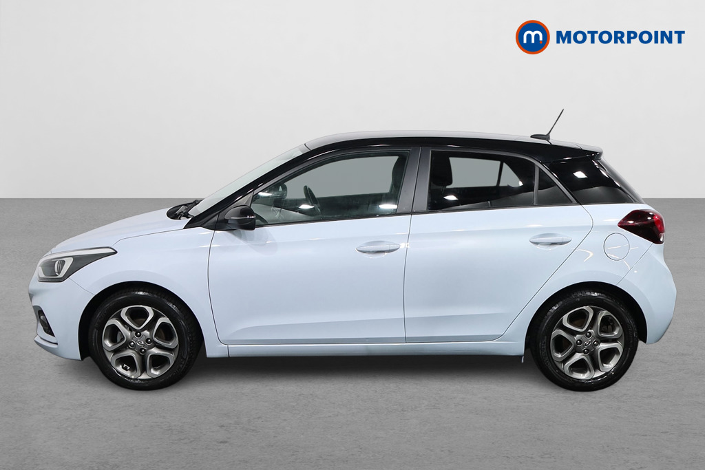 Hyundai I20 Play Manual Petrol Hatchback - Stock Number (1596649) - Passenger side