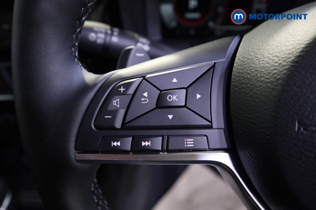 Nissan Juke Tekna Automatic Petrol SUV - Stock Number (1596678) - 5th supplementary image