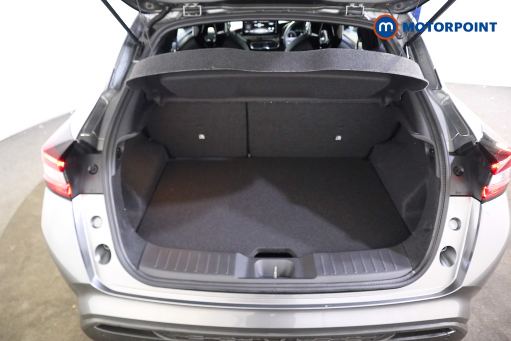 Nissan Juke Tekna Automatic Petrol SUV - Stock Number (1596678) - 11th supplementary image