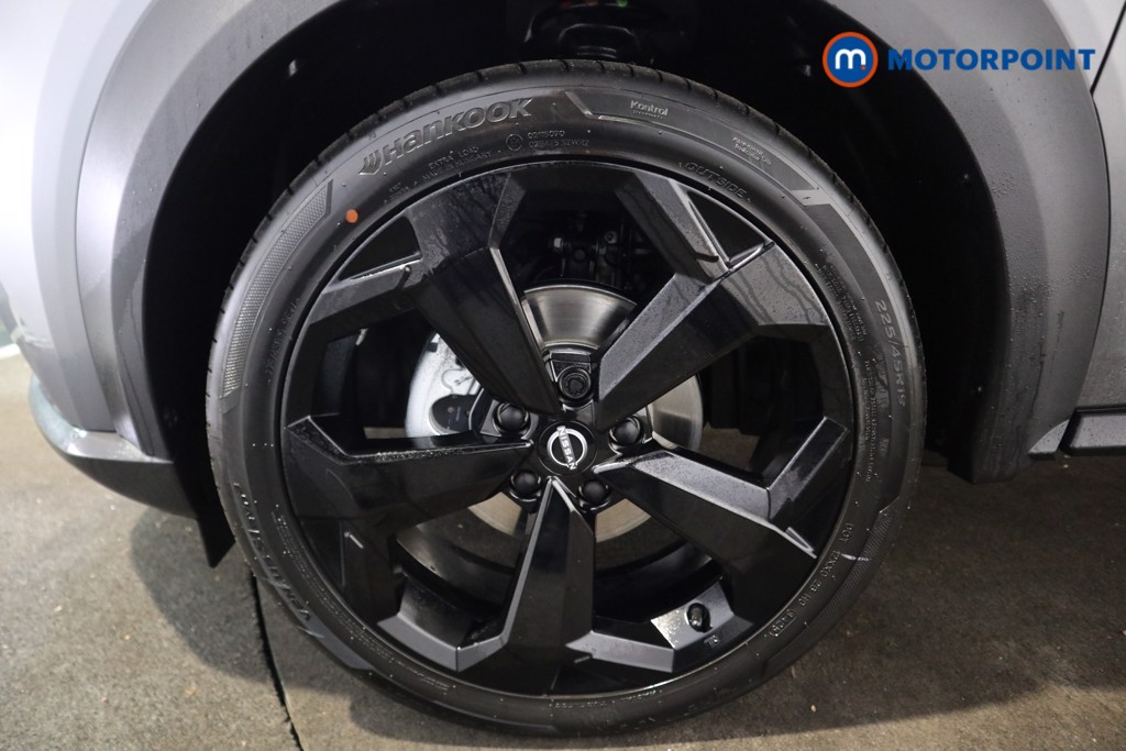 Nissan Juke Tekna Automatic Petrol SUV - Stock Number (1596678) - 15th supplementary image