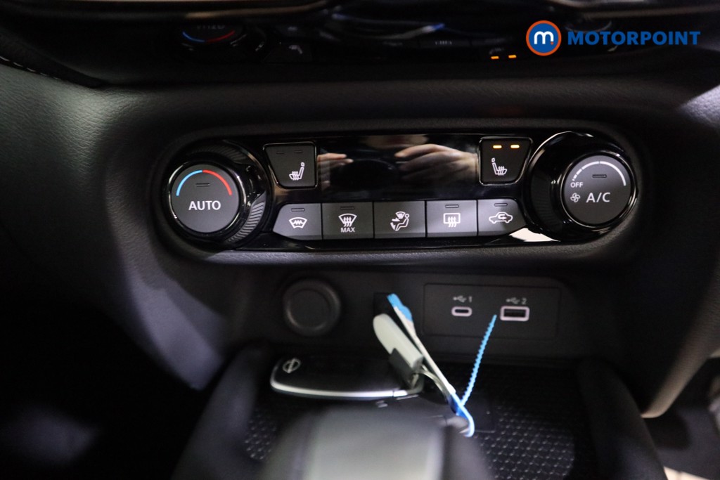 Nissan Juke Tekna Automatic Petrol SUV - Stock Number (1596682) - 7th supplementary image