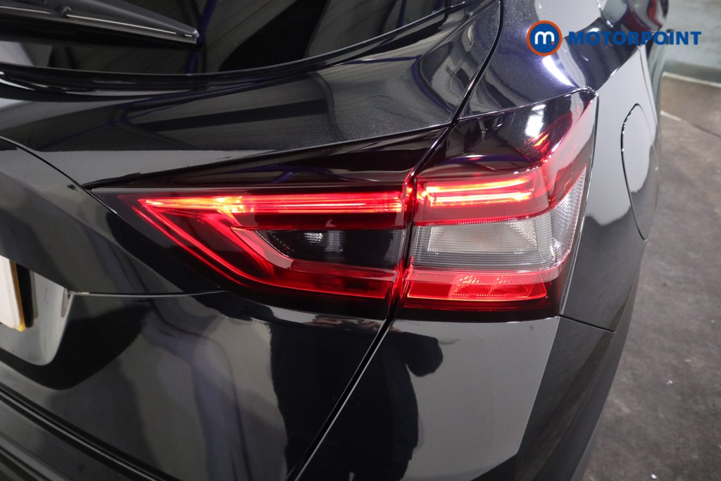 Nissan Juke Tekna Automatic Petrol SUV - Stock Number (1596682) - 20th supplementary image