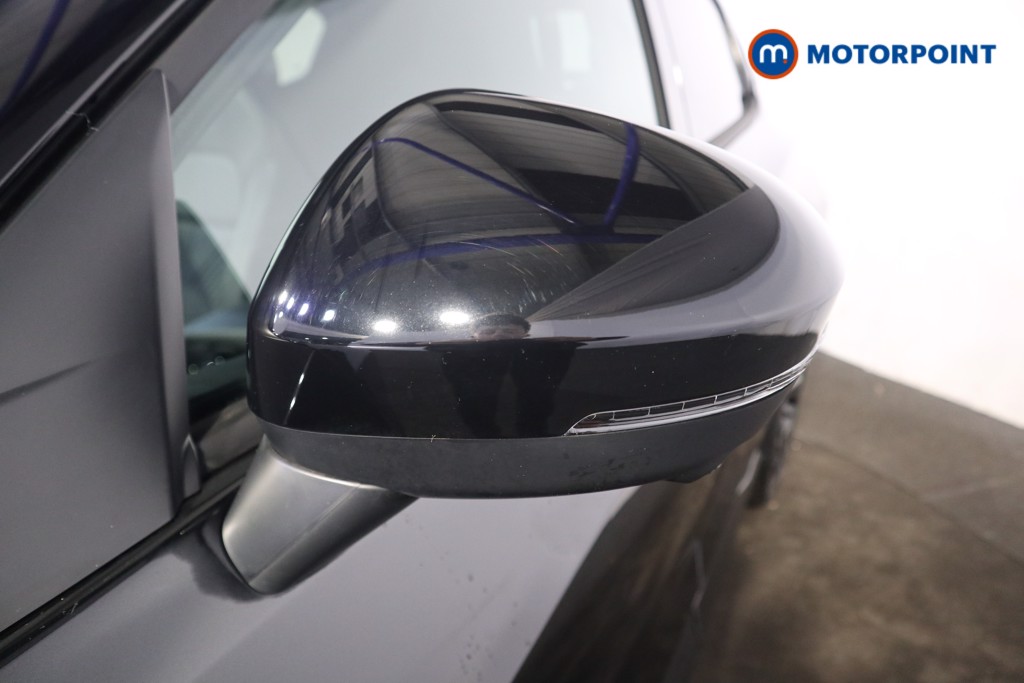 Nissan Juke Tekna Automatic Petrol SUV - Stock Number (1596682) - 23rd supplementary image