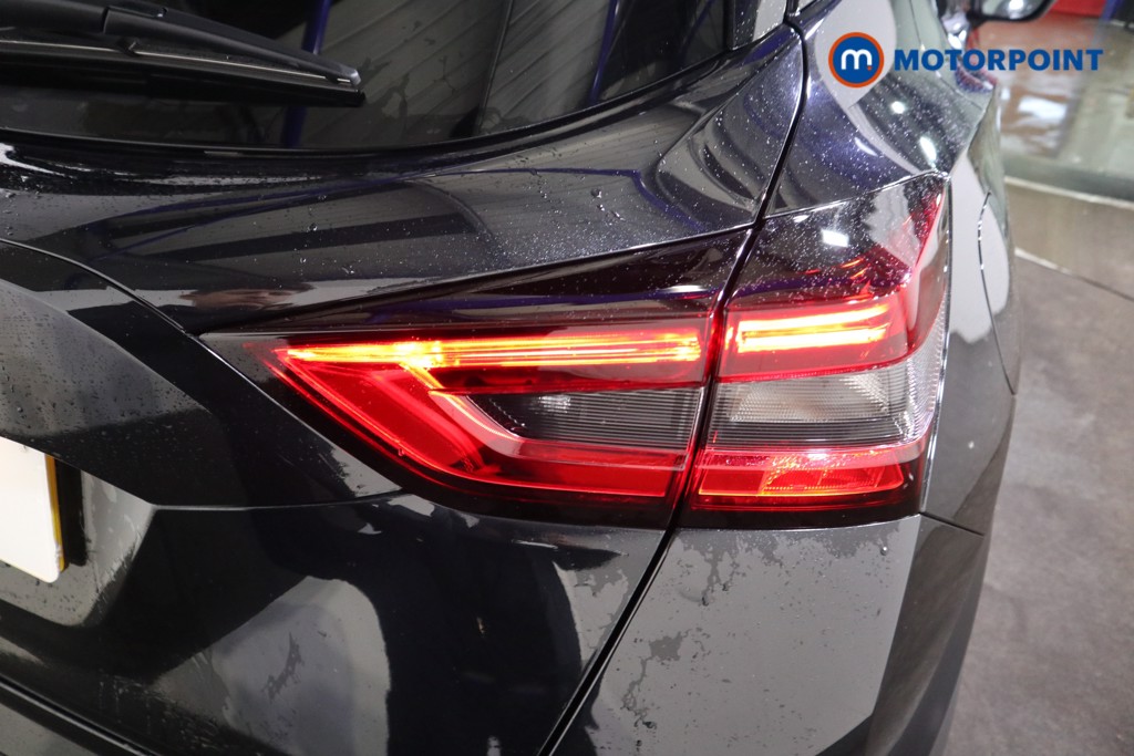 Nissan Juke Tekna Automatic Petrol SUV - Stock Number (1596686) - 20th supplementary image