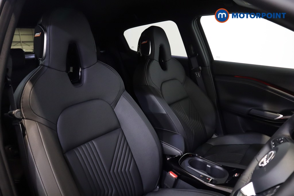 Nissan Juke Tekna Automatic Petrol SUV - Stock Number (1596735) - 7th supplementary image