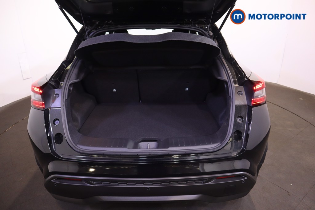 Nissan Juke Tekna Automatic Petrol SUV - Stock Number (1596735) - 9th supplementary image