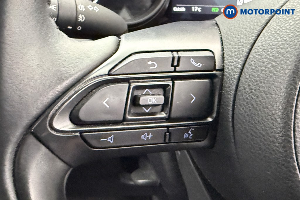 Toyota Yaris Design Automatic Petrol-Electric Hybrid Hatchback - Stock Number (1596980) - 12th supplementary image