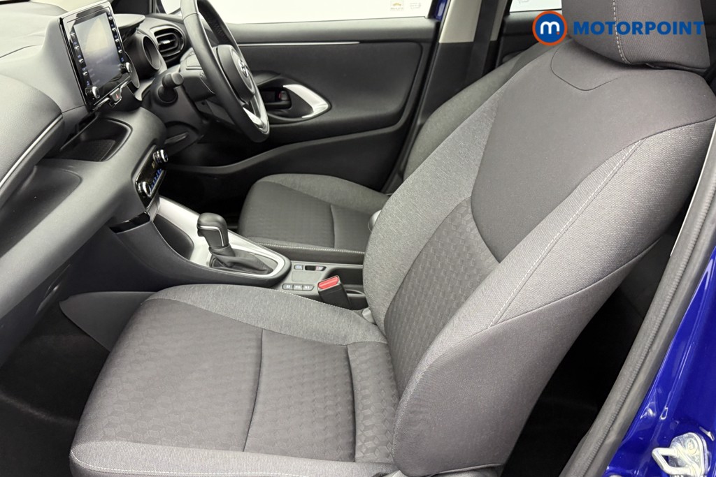 Toyota Yaris Design Automatic Petrol-Electric Hybrid Hatchback - Stock Number (1596980) - 21st supplementary image