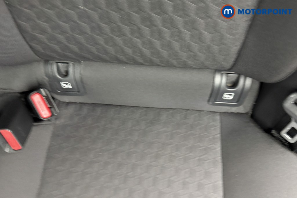 Toyota Yaris Design Automatic Petrol-Electric Hybrid Hatchback - Stock Number (1596980) - 23rd supplementary image