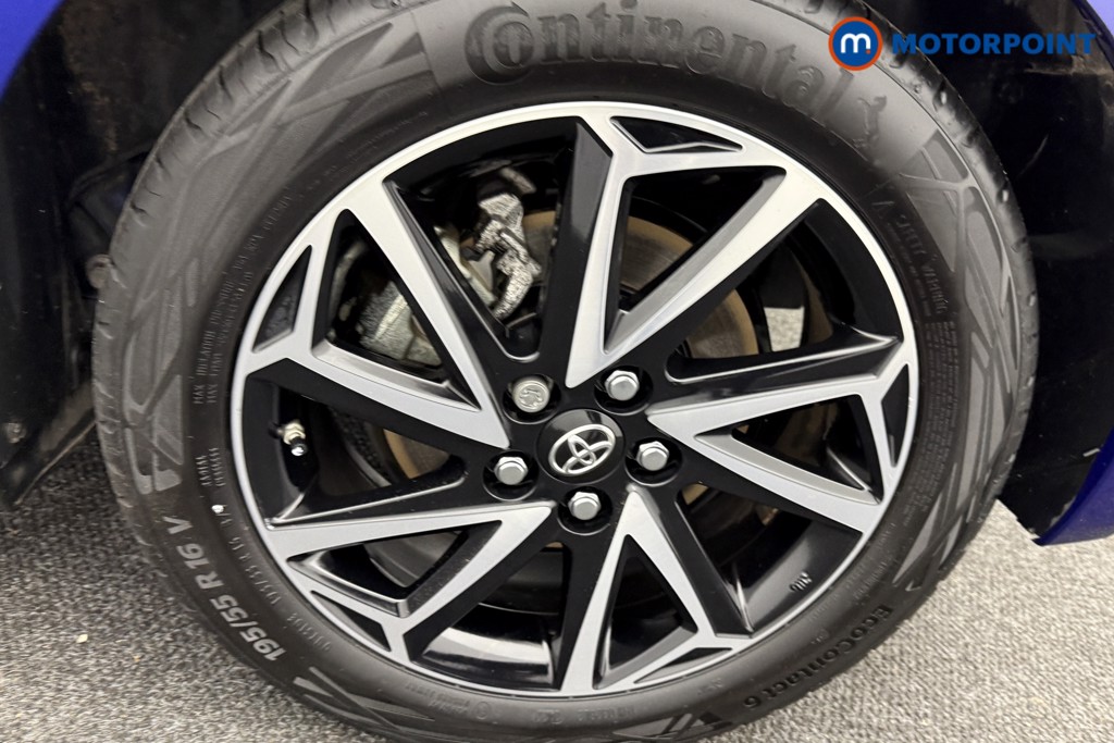 Toyota Yaris Design Automatic Petrol-Electric Hybrid Hatchback - Stock Number (1596980) - 29th supplementary image