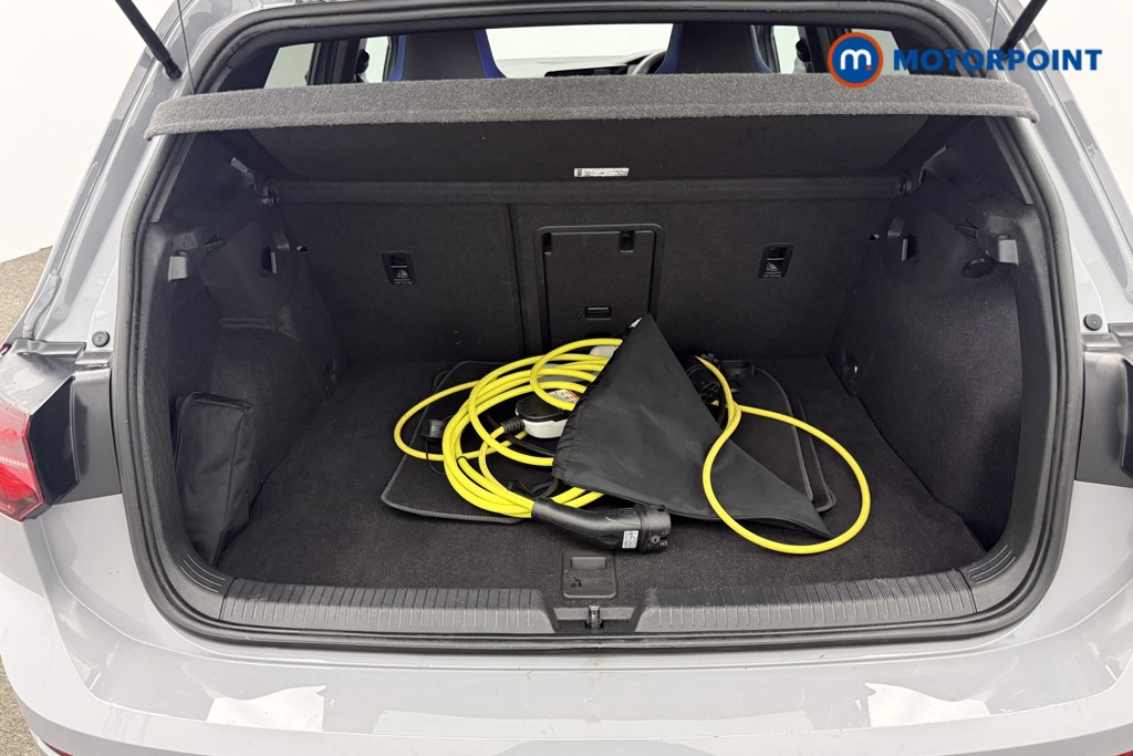Volkswagen Golf GTE Automatic Petrol Plug-In Hybrid Hatchback - Stock Number (1597020) - 5th supplementary image