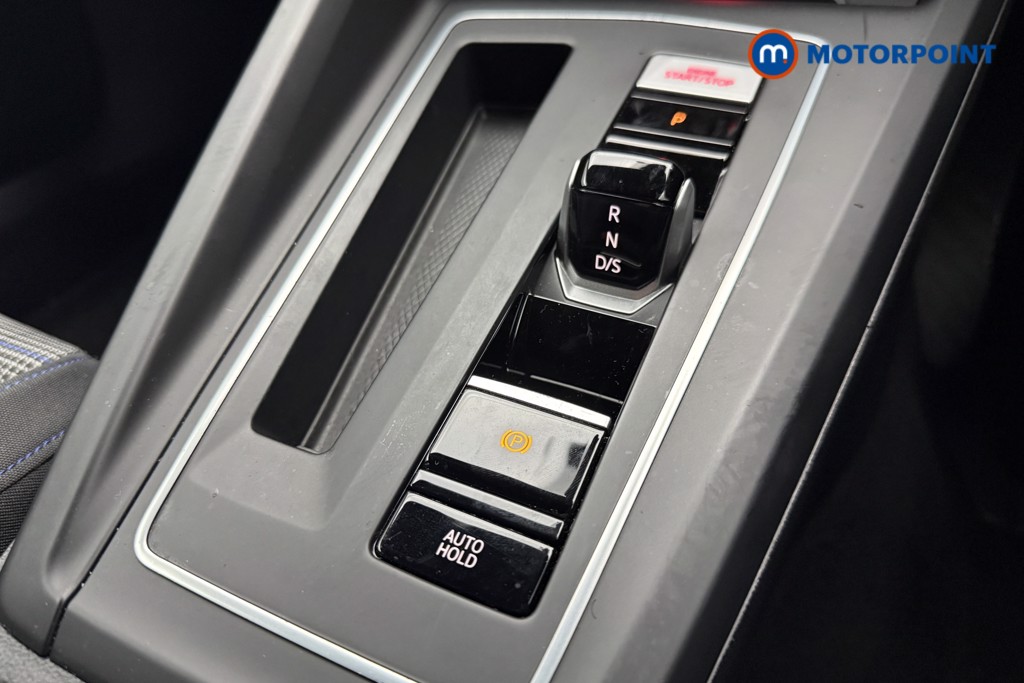 Volkswagen Golf GTE Automatic Petrol Plug-In Hybrid Hatchback - Stock Number (1597020) - 17th supplementary image