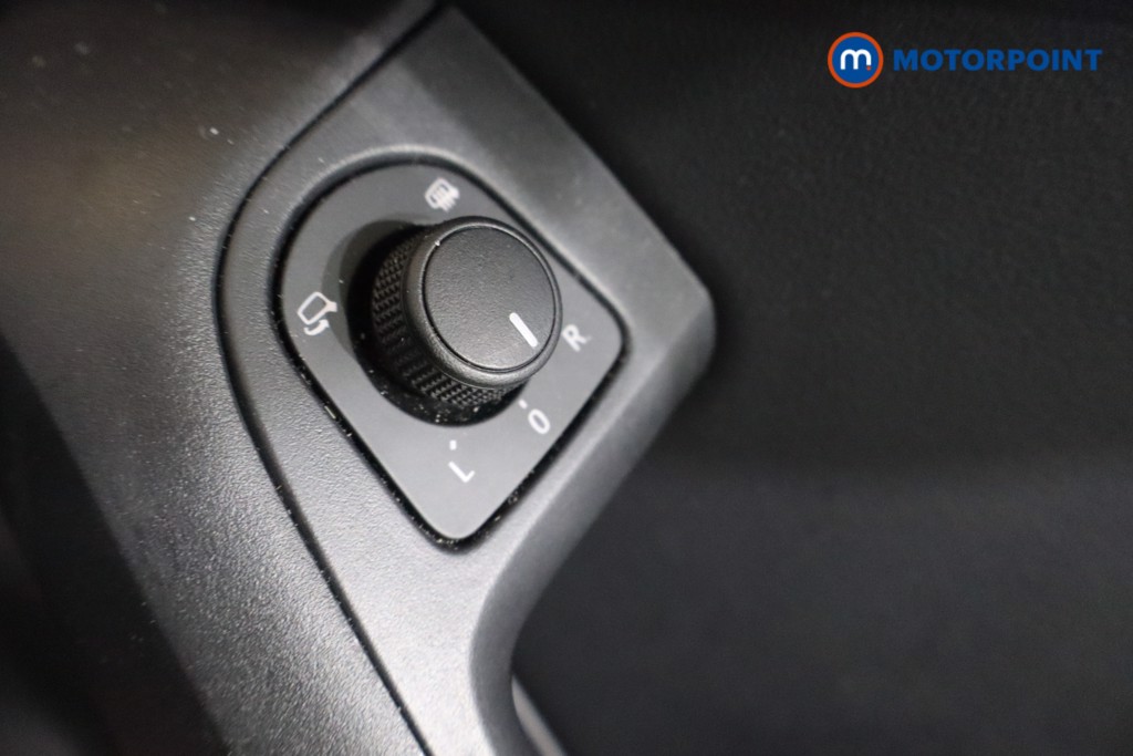 Seat Ateca Xperience Automatic Petrol SUV - Stock Number (1597035) - 7th supplementary image