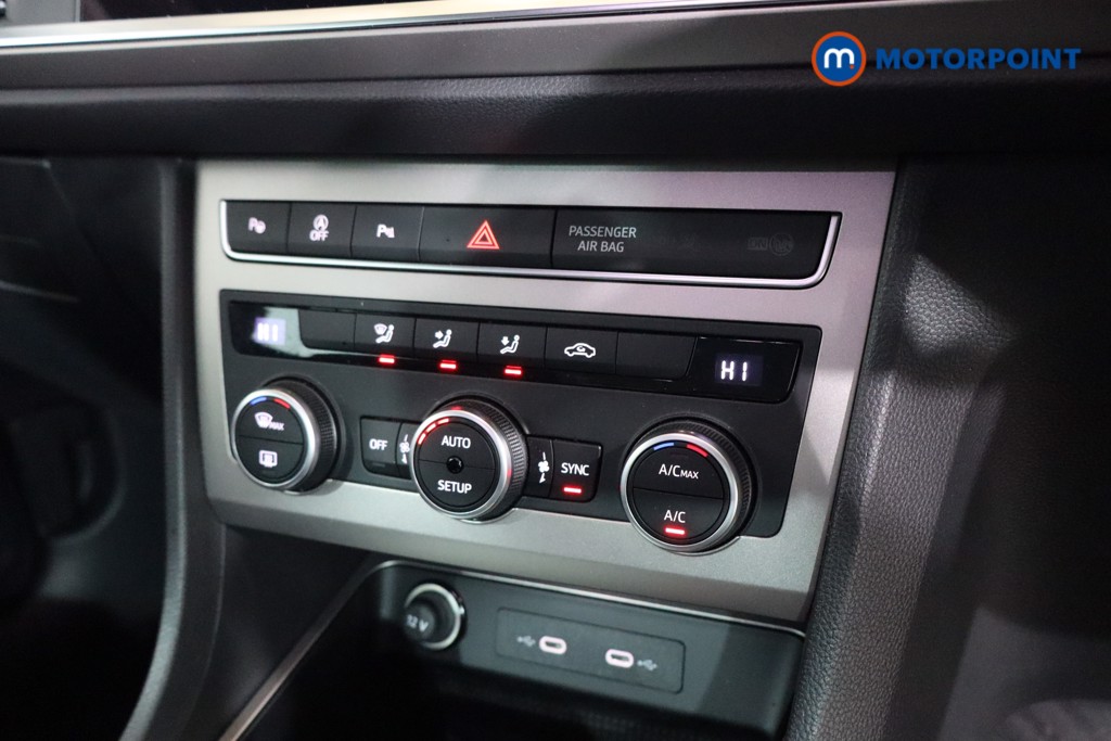 Seat Ateca Xperience Automatic Petrol SUV - Stock Number (1597035) - 9th supplementary image