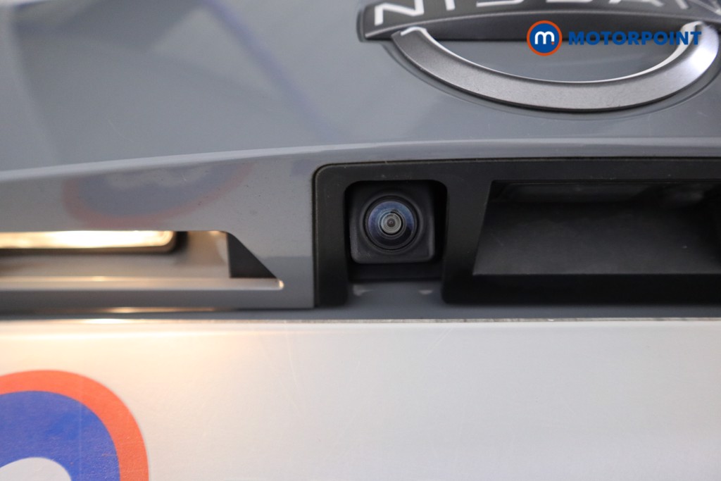 Nissan Juke N-Connecta Manual Petrol SUV - Stock Number (1597060) - 12th supplementary image