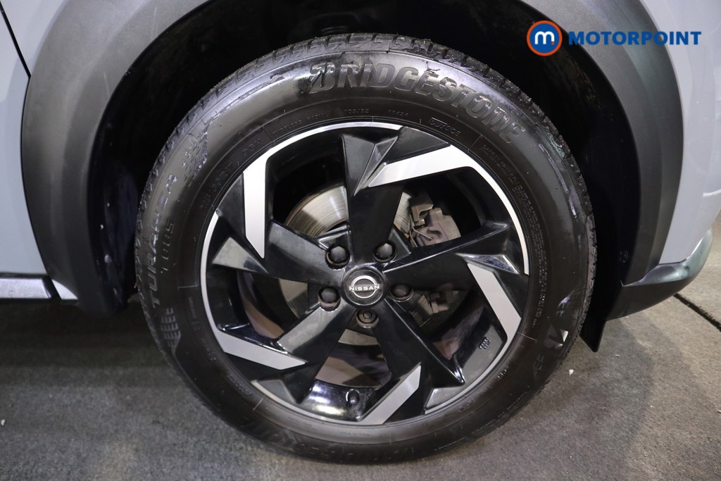Nissan Juke N-Connecta Manual Petrol SUV - Stock Number (1597060) - 14th supplementary image
