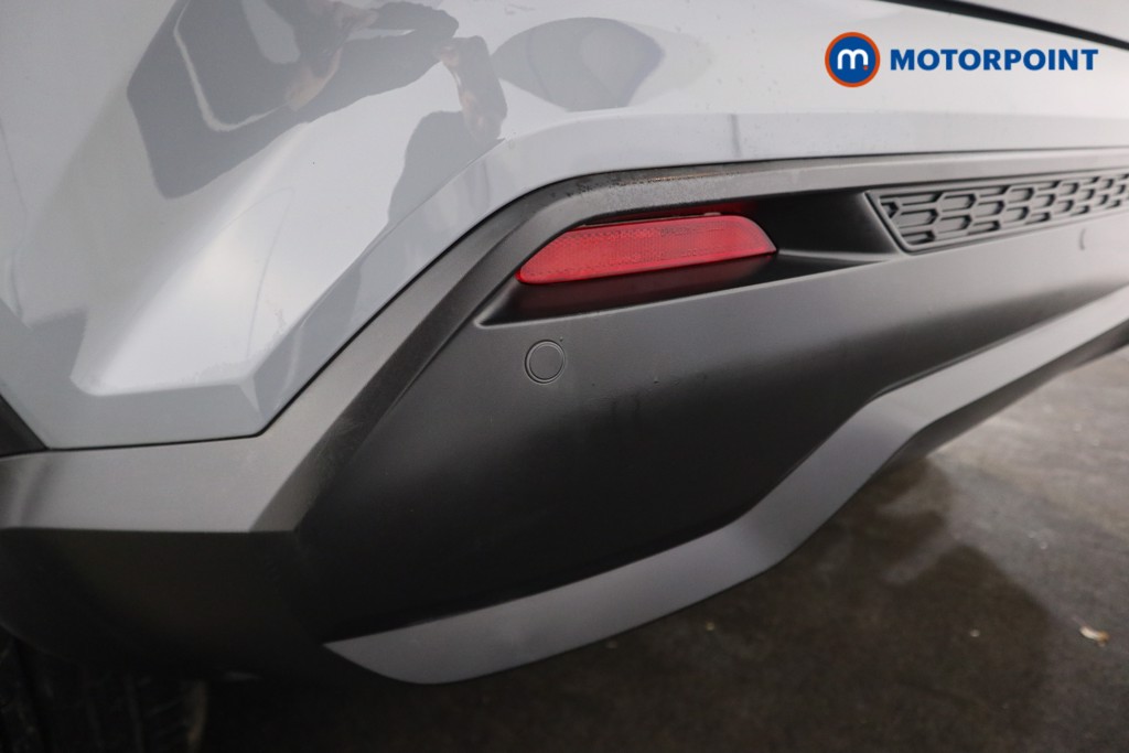 Nissan Juke N-Connecta Manual Petrol SUV - Stock Number (1597060) - 17th supplementary image