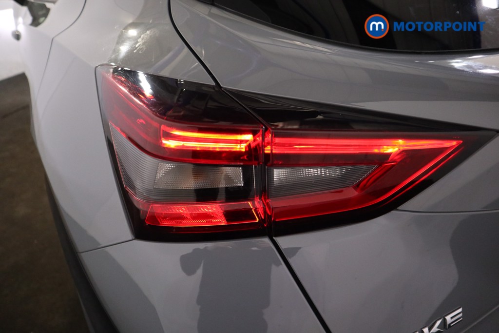 Nissan Juke N-Connecta Manual Petrol SUV - Stock Number (1597060) - 18th supplementary image