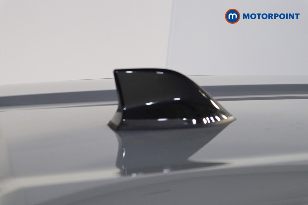 Nissan Juke N-Connecta Manual Petrol SUV - Stock Number (1597060) - 20th supplementary image