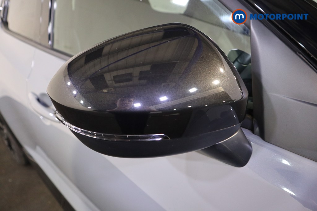 Nissan Juke N-Connecta Manual Petrol SUV - Stock Number (1597060) - 21st supplementary image