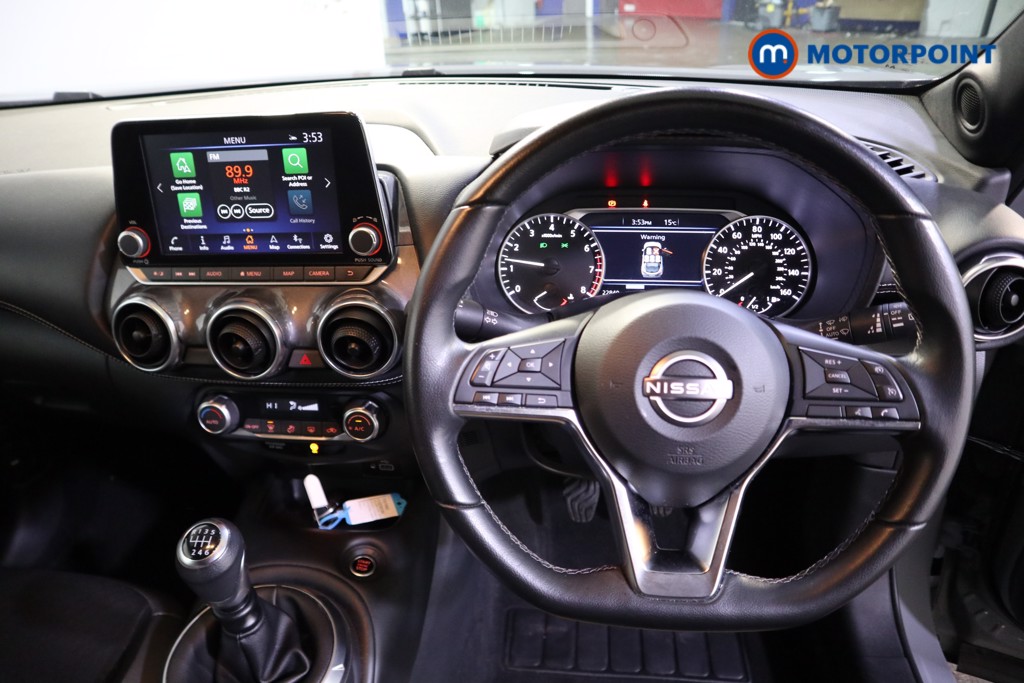 Nissan Juke N-Connecta Manual Petrol SUV - Stock Number (1597060) - 1st supplementary image