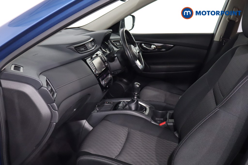 Nissan X-Trail N-Connecta Manual Petrol SUV - Stock Number (1597126) - 4th supplementary image
