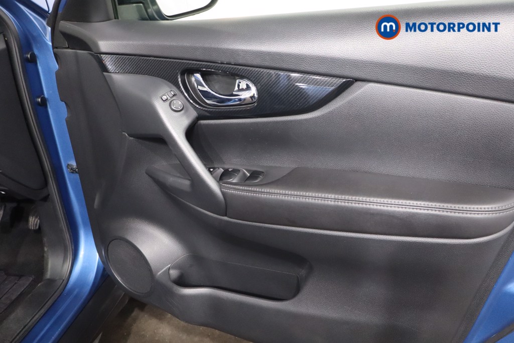 Nissan X-Trail N-Connecta Manual Petrol SUV - Stock Number (1597126) - 20th supplementary image