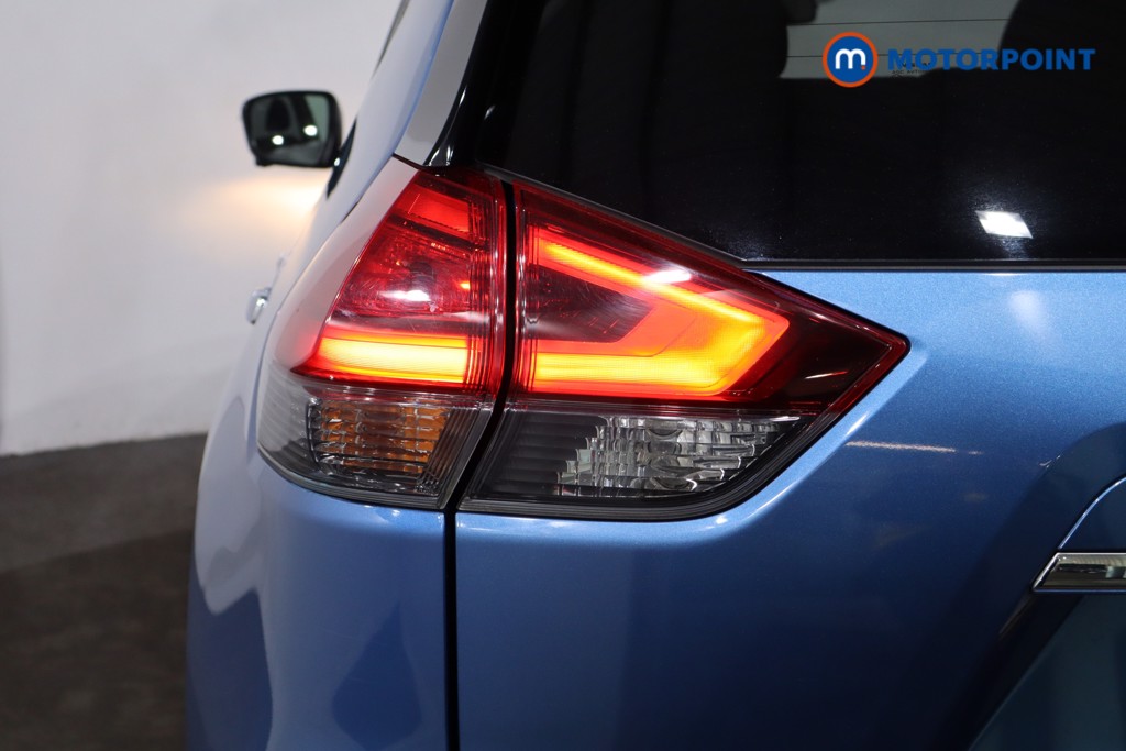 Nissan X-Trail N-Connecta Manual Petrol SUV - Stock Number (1597126) - 32nd supplementary image