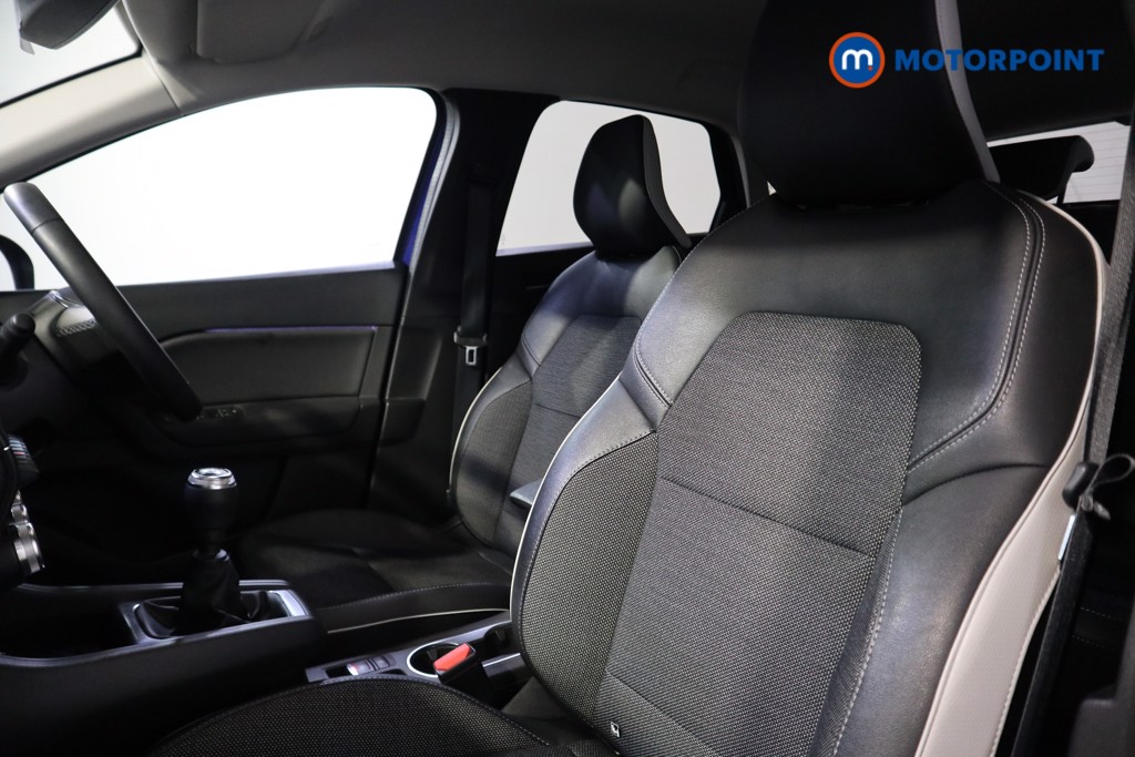 Renault Captur Se Edition Manual Petrol SUV - Stock Number (1597220) - 9th supplementary image