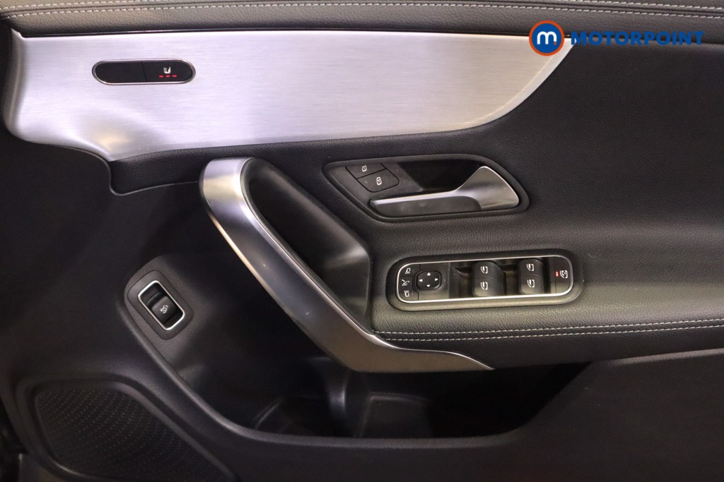 Mercedes-Benz CLA Amg Line Automatic Petrol Coupe - Stock Number (1597360) - 13th supplementary image