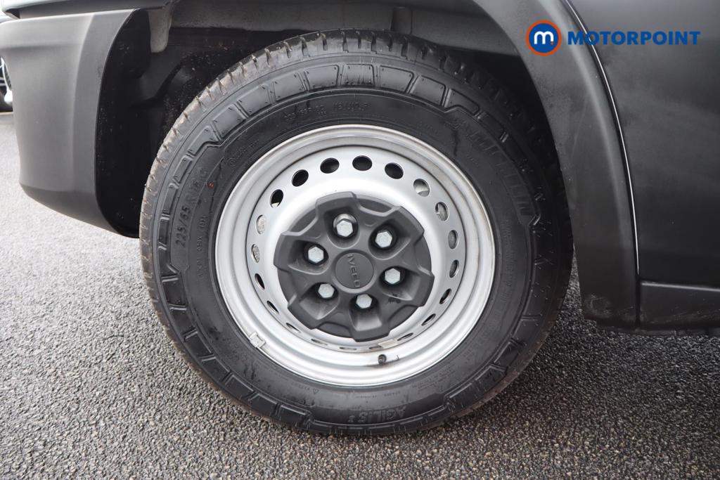 Iveco Daily Business Manual Diesel High Volume-High Roof Van - Stock Number (1597398) - 15th supplementary image