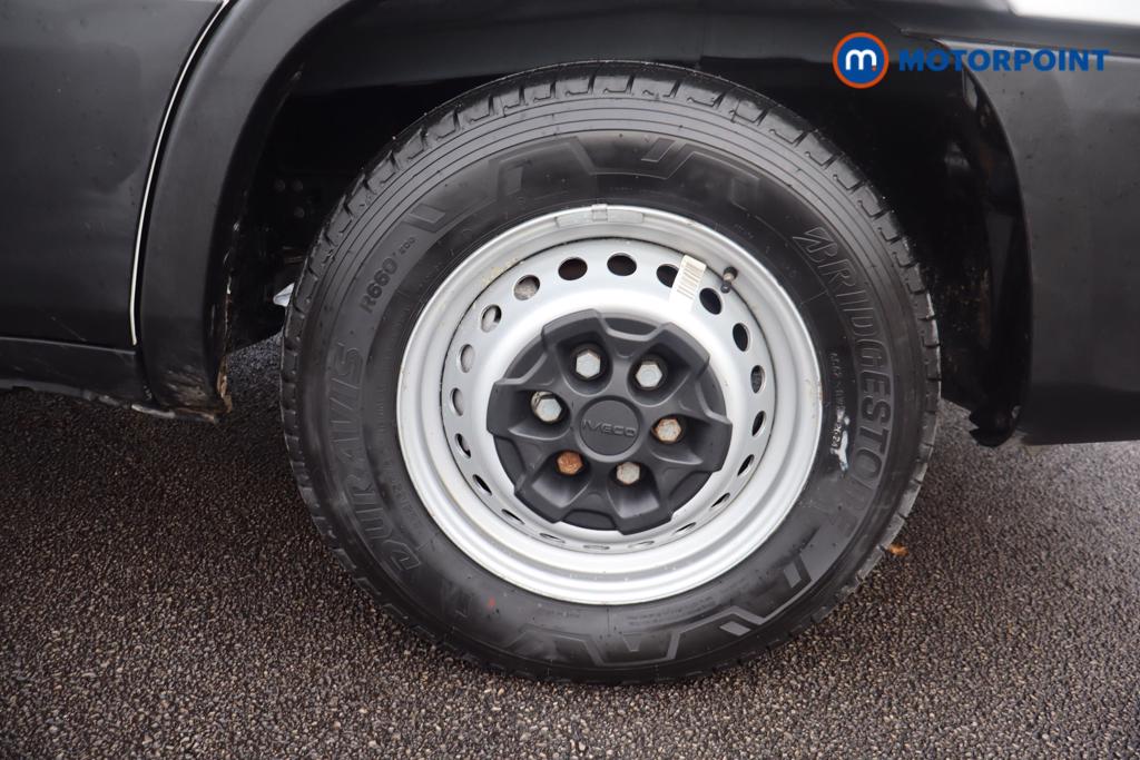 Iveco Daily Business Manual Diesel High Volume-High Roof Van - Stock Number (1597403) - 13th supplementary image