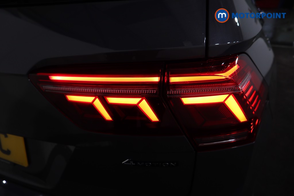 Volkswagen Tiguan Elegance Automatic Diesel SUV - Stock Number (1597485) - 21st supplementary image