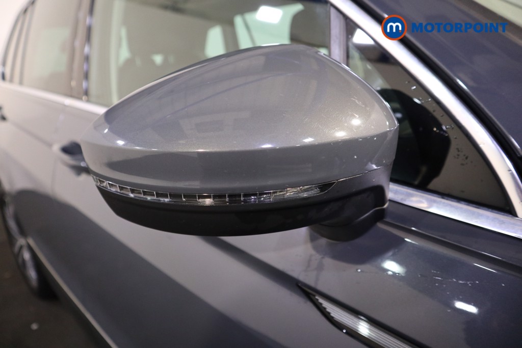 Volkswagen Tiguan Elegance Automatic Diesel SUV - Stock Number (1597485) - 25th supplementary image