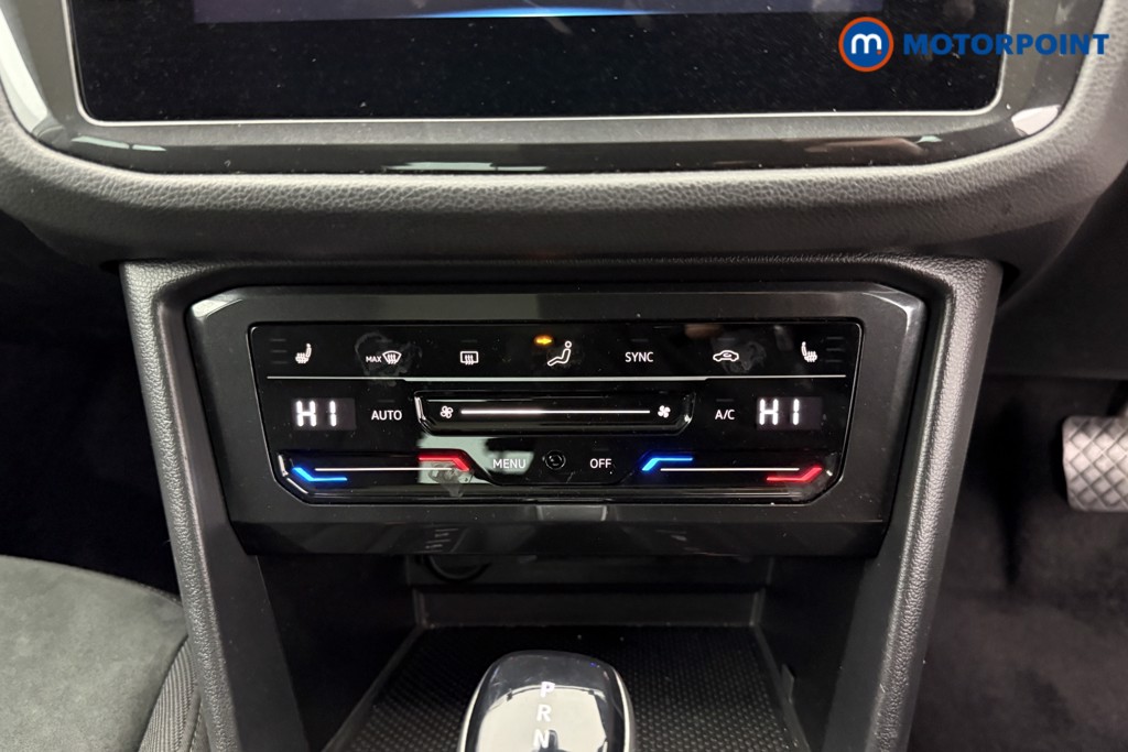 Volkswagen Tiguan Elegance Automatic Petrol SUV - Stock Number (1597655) - 12th supplementary image