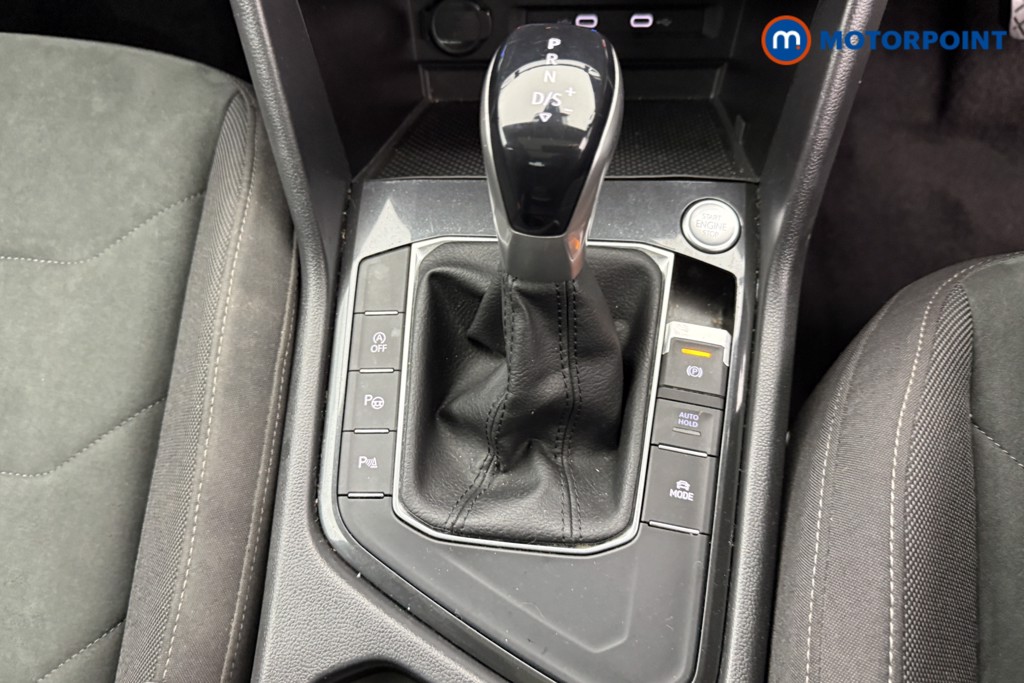 Volkswagen Tiguan Elegance Automatic Petrol SUV - Stock Number (1597655) - 13th supplementary image