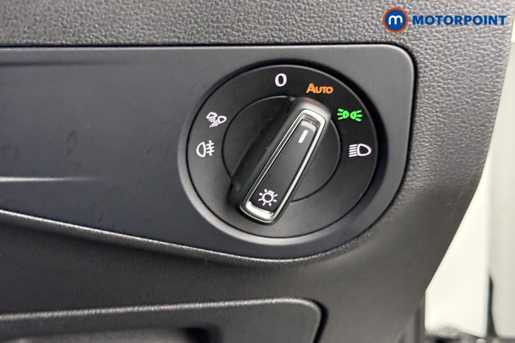 Volkswagen Tiguan Elegance Automatic Petrol SUV - Stock Number (1597655) - 16th supplementary image